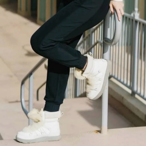 Zyia Black Fleece High Rise Joggers Sz L - Picture 1 of 7